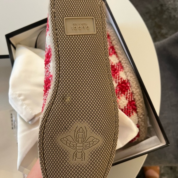 Gucci Mouton Loafer 37+ Ladies Red x White Vichy Tweed Horsebit - Hardly Worn - Picture 4 of 6